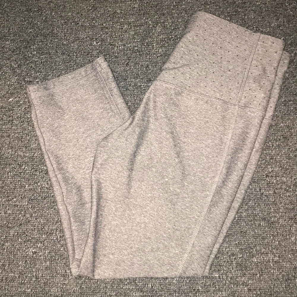 Gray workout leggings